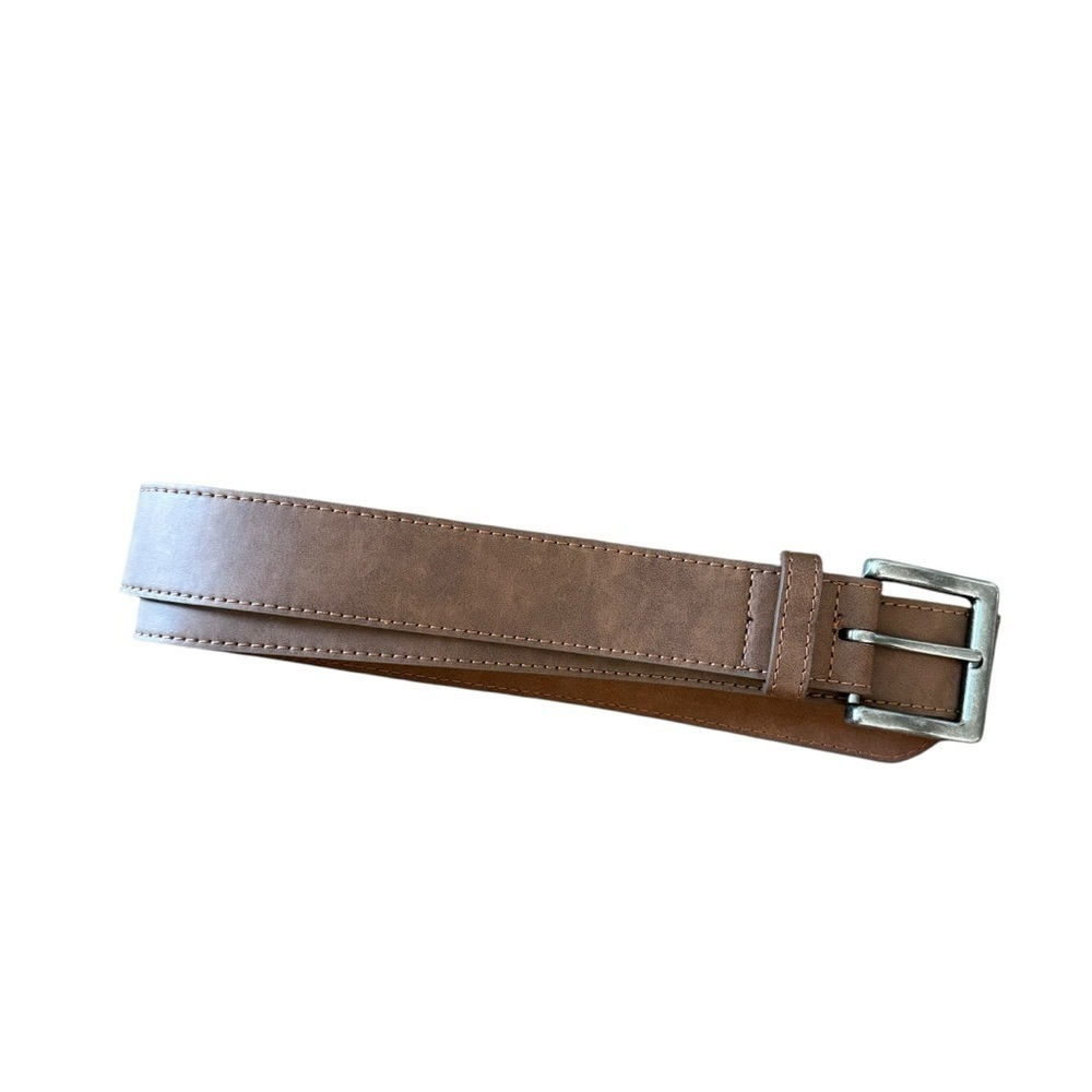 Men’s Classic Brown Leather Belt – Size 40 – Timeless Everyday Staple